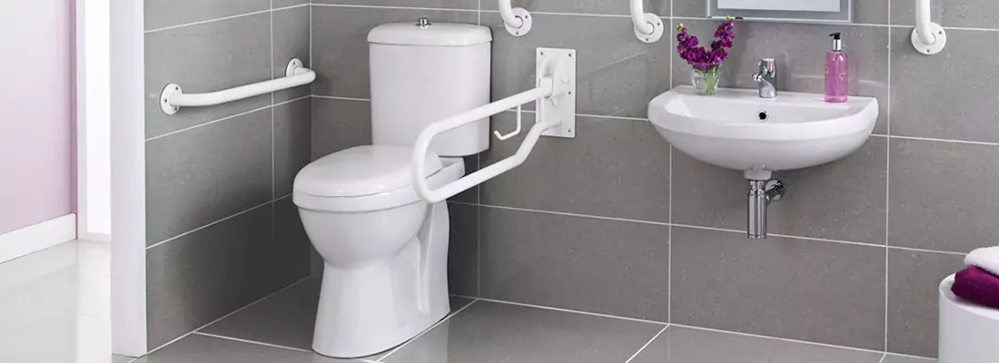 Modern Handicap Bathroom Solutions with Safety Features in Lauderdale Lakes, FL